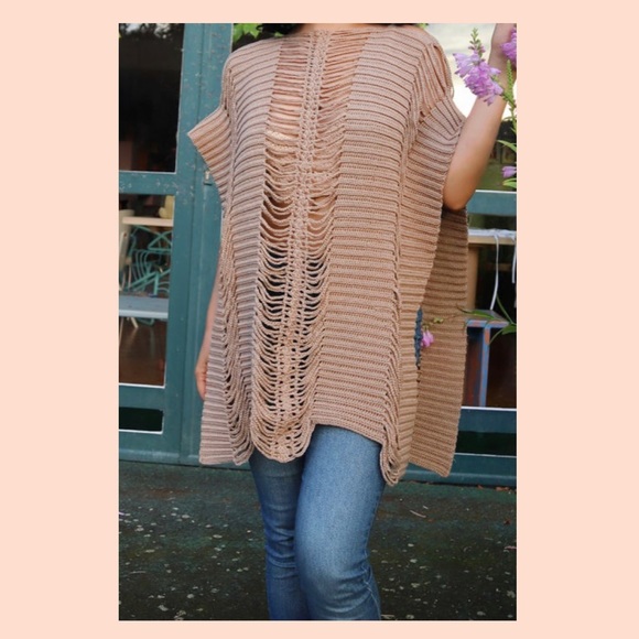 Boho Flowy Poncho - Picture 3 of 3